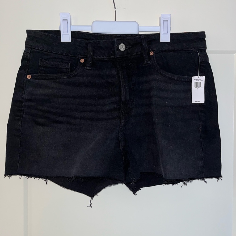 NEW WITH TAGS Old Navy OG straight jeans shorts in black